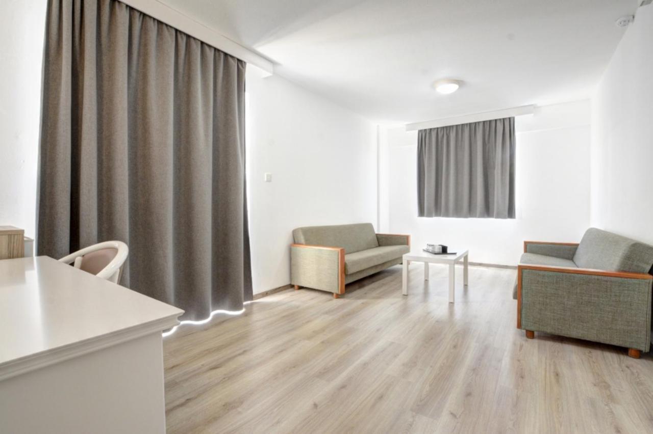 Barbara Hotel Apts 圣纳帕 外观 照片